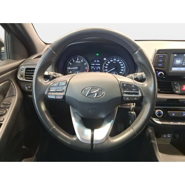 Hyundai i30  Hatchback 2018,  1.4 benzyna - Na sprzedaż za 43 900 zł - Swarzędz - zdjęcie 12