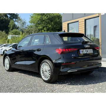 Audi A3  Hatchback 2023,  1.5 benzyna - Na sprzedaż za 64 900 zł - Będzin - zdjęcie 6