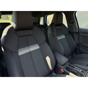 Audi A3  Hatchback 2023,  1.5 benzyna - Na sprzedaż za 64 900 zł - Będzin - zdjęcie 12