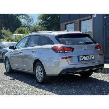 Hyundai i30  Kombi 2022,  1.0 benzyna - Na sprzedaż za 45 900 zł - Będzin - zdjęcie 6