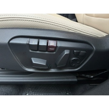 BMW X1  SUV 2020,  1.5 benzyna, automat - Na sprzedaż za 79 900 zł - Będzin - zdjęcie 12