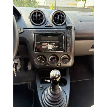 Ford Fiesta 2003 - Na sprzedaż za 1 590,00 zł - Czerwionka-Leszczyny - zdjęcie 3