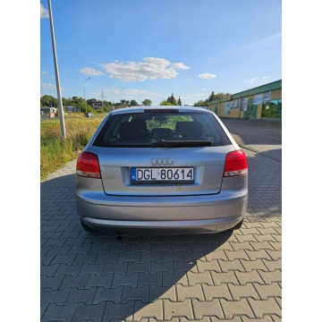 Audi A3  Hatchback 2003,  1.6 benzyna - Na sprzedaż za 4 200,00 zł - Głogów - zdjęcie 4