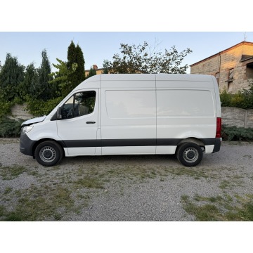 Mercedes - Benz Sprinter 2023,  2.0 diesel - Na sprzedaż za 61 377 zł - Piasek - zdjęcie 5