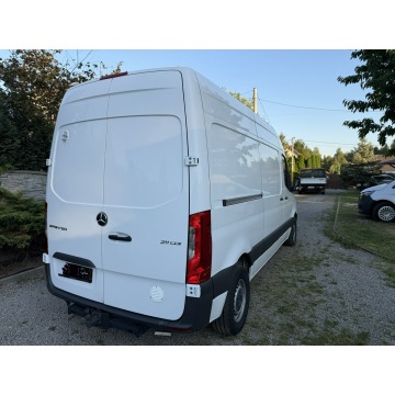 Mercedes - Benz Sprinter 2023,  2.0 diesel - Na sprzedaż za 61 377 zł - Piasek - zdjęcie 3