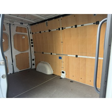 Mercedes - Benz Sprinter 2023,  2.0 diesel - Na sprzedaż za 61 377 zł - Piasek - zdjęcie 8