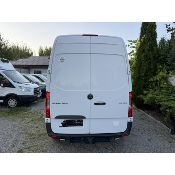 Mercedes - Benz Sprinter 2023,  2.0 diesel - Na sprzedaż za 61 377 zł - Piasek - zdjęcie 12