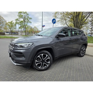 Jeep Compass  Terenowy 2024,  1.5 benzyna, automat - Na sprzedaż za 91 899 zł - Warszawa - zdjęcie 3