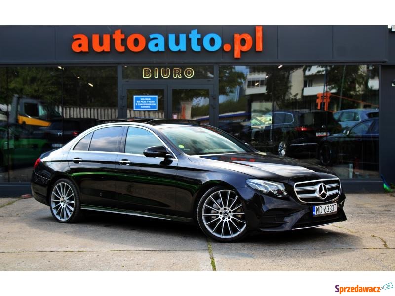 Mercedes - Benz E-klasa  Sedan/Limuzyna 2019,  2.0 diesel, automat - Na sprzedaż za 84 999 zł - Warszawa