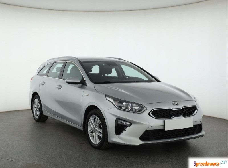Kia Ceed  Kombi 2021,  1.6 diesel, automat - Na sprzedaż za 39 999 zł - Piaseczno