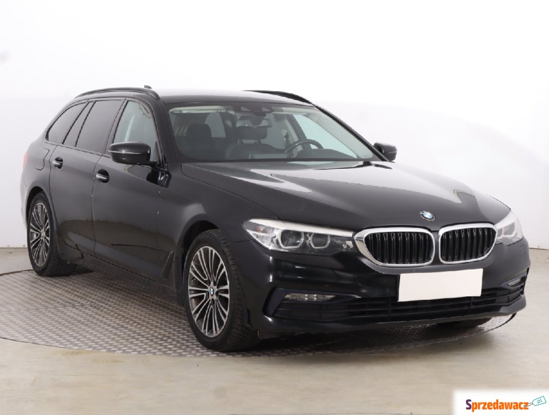 BMW Seria 5  Kombi 2017,  2.0 diesel, automat - Na sprzedaż za 67 999 zł - Kędzierzyn-Koźle
