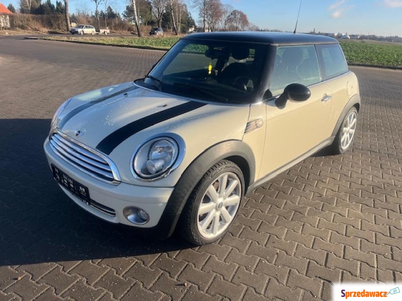 Mini Cooper  Hatchback 2009,  1.6 benzyna - Na sprzedaż za 14 900 zł - Chojnice