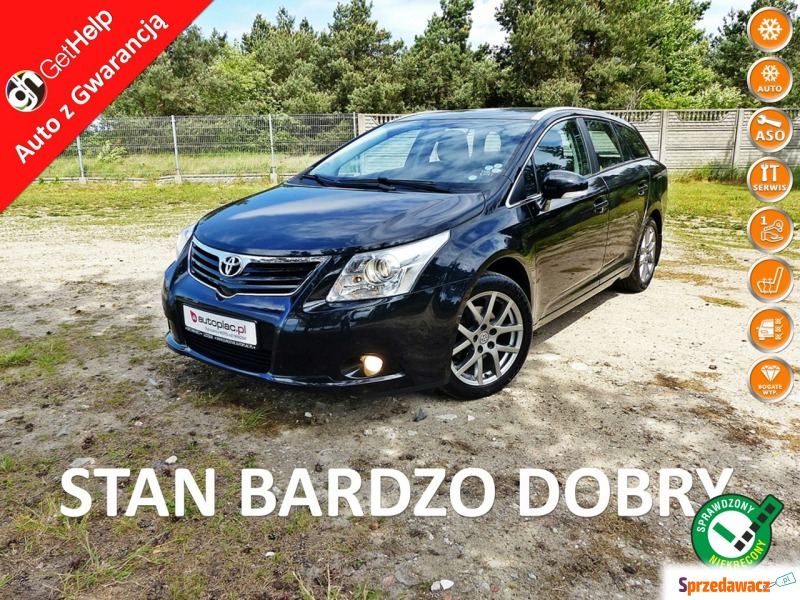 Toyota Avensis  Kombi 2011,  1.6 benzyna - Na sprzedaż za 18 990 zł - Piła