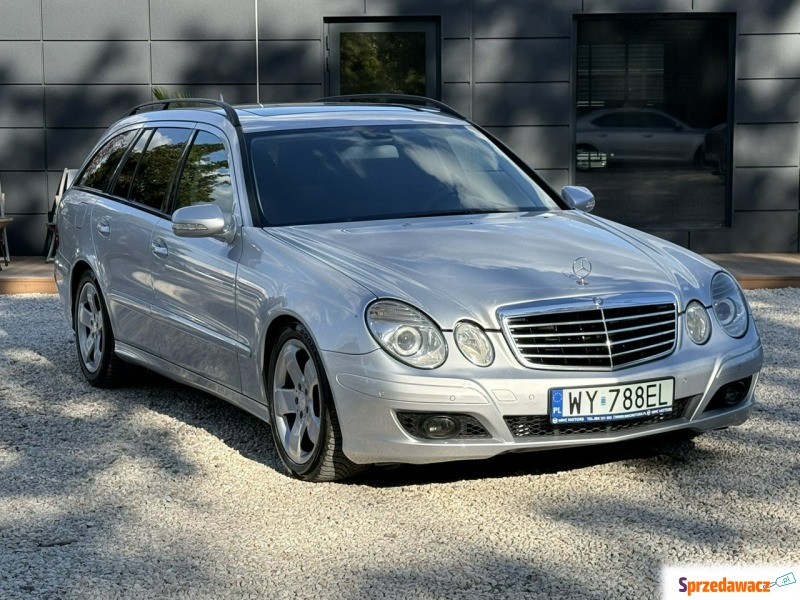 Mercedes - Benz E-klasa  Kombi 2007,  2.1 diesel, automat - Na sprzedaż za 17 800 zł - Pęcice
