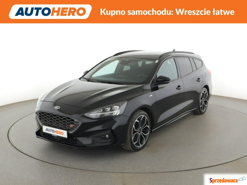 Ford Focus  Kombi 2018,  2.0 diesel - Na sprzedaż za 52 800 zł - Warszawa