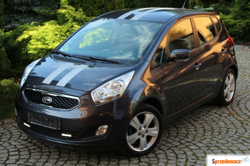 Kia Venga  Hatchback 2012,  1.6 benzyna - Na sprzedaż za 28 900 zł - Lubań