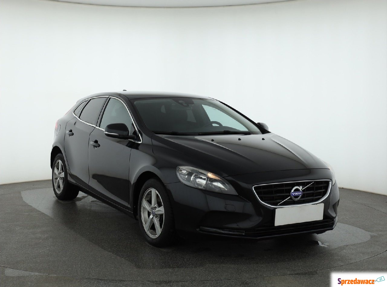 Volvo V40 2014