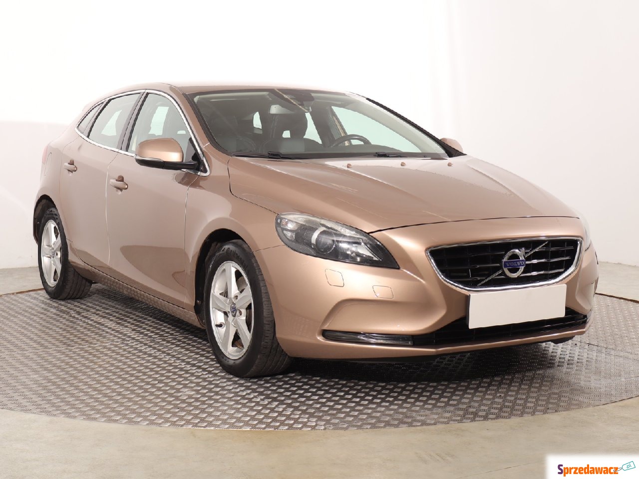 Volvo V40 2014