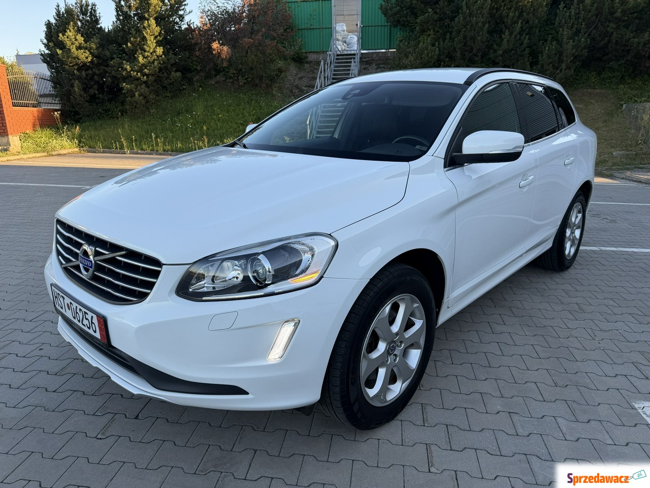 Volvo XC 60 - Lift 2.0D4 5 Cyl...