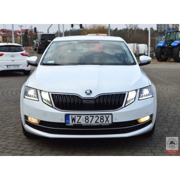 Skoda Octavia 2019 benzyna - Na sprzedaż za 47 847 zł - Gdańsk - zdjęcie 2