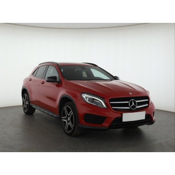 Mercedes GLA GLA 250 4MATIC (211KM), 2016