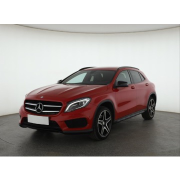 Mercedes - Benz GLA-klasa  SUV 2016,  2.0 benzyna, automat - Na sprzedaż za 74 999 zł - Katowice - zdjęcie 3