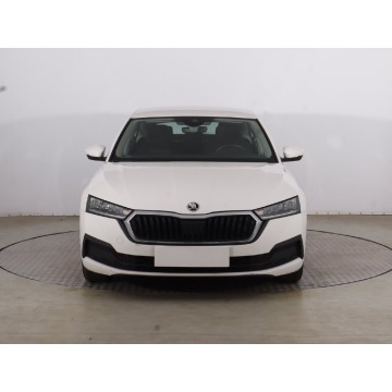 Skoda Octavia  Hatchback 2021,  2.0 diesel - Na sprzedaż za 62 999 zł - Biała Podlaska - zdjęcie 2