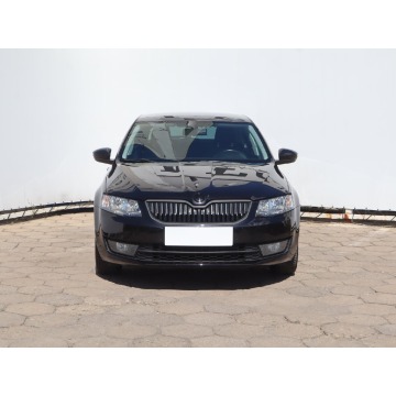 Skoda Octavia  Hatchback 2015,  1.4 benzyna - Na sprzedaż za 33 999 zł - Łódź - zdjęcie 2