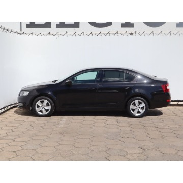 Skoda Octavia  Hatchback 2015,  1.4 benzyna - Na sprzedaż za 33 999 zł - Łódź - zdjęcie 4
