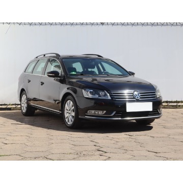 VW Passat 2.0 TDI (140KM), 2013
