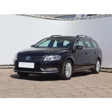 Volkswagen Passat  Kombi 2013,  2.0 diesel - Na sprzedaż za 28 999 zł - Łódź - zdjęcie 3