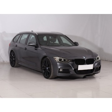 BMW 3 320 i (184KM), 2013