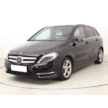 Mercedes - Benz B-klasa  SUV 2014,  1.5 diesel - Na sprzedaż za 37 999 zł - Bielany Wrocławskie - zdjęcie 3
