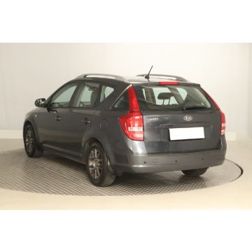 Kia Ceed  Kombi 2010,  1.4 benzyna - Na sprzedaż za 17 999 zł - Zabrze - zdjęcie 5