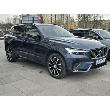 Volvo   SUV 2025,  2.0 benzyna, automat - Na sprzedaż za 209 900 zł - Tychy - zdjęcie 4