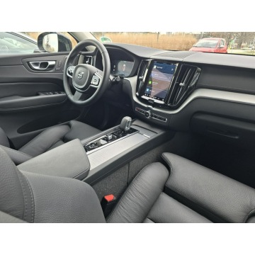 Volvo   SUV 2025,  2.0 benzyna, automat - Na sprzedaż za 209 900 zł - Tychy - zdjęcie 10