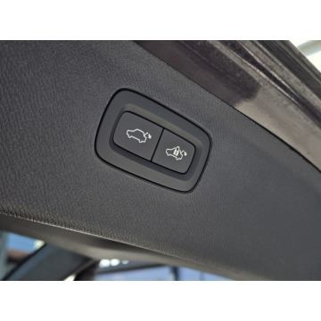 Volvo   SUV 2025,  2.0 hybryda, automat - Na sprzedaż za 318 500 zł - Tychy - zdjęcie 11