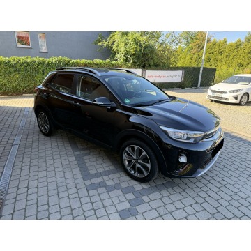 Kia Stonic  Hatchback 2020,  1.0 benzyna - Na sprzedaż za 52 900 zł - Orzech - zdjęcie 4