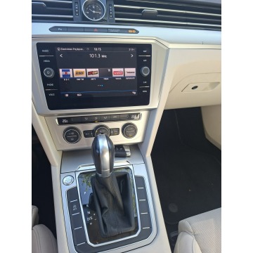 Volkswagen Passat  Sedan/Limuzyna 2018,  2.0 diesel, automat - Na sprzedaż za 72 900 zł - Łódź - zdjęcie 10