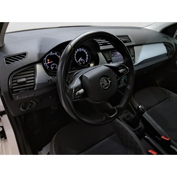Skoda Fabia  Kombi 2021,  1.0 benzyna - Na sprzedaż za 23 900 zł - Komorniki - zdjęcie 11
