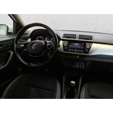 Skoda Fabia  Kombi 2021,  1.0 benzyna - Na sprzedaż za 23 900 zł - Komorniki - zdjęcie 10
