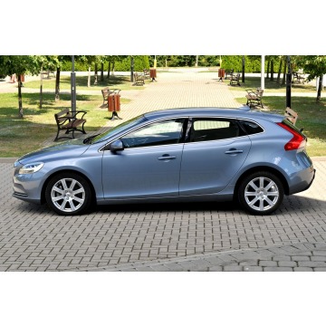 Volvo V40  Hatchback 2016,  2.0 diesel, automat - Na sprzedaż za 36 900 zł - Płock - zdjęcie 5