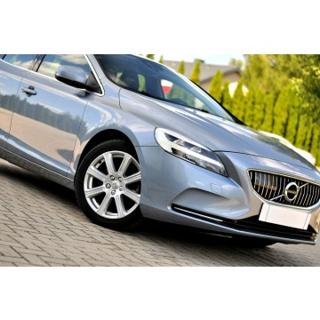 Volvo V40  Hatchback 2016,  2.0 diesel, automat - Na sprzedaż za 36 900 zł - Płock - zdjęcie 8
