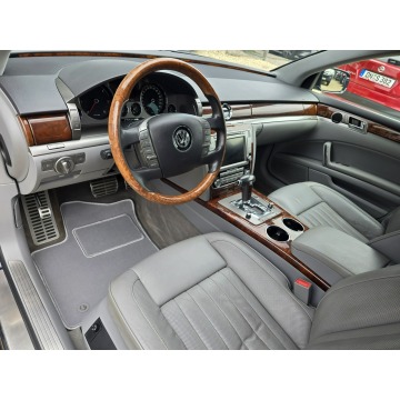Volkswagen Phaeton  Sedan/Limuzyna 2011,  3.0 diesel - Na sprzedaż za 33 000 zł - Sosnowiec - zdjęcie 8