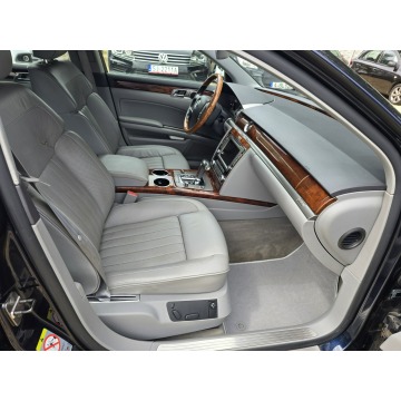 Volkswagen Phaeton  Sedan/Limuzyna 2011,  3.0 diesel - Na sprzedaż za 33 000 zł - Sosnowiec - zdjęcie 10