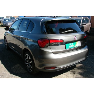 Fiat Tipo  Hatchback 2018,  1.6 diesel - Na sprzedaż za 31 900 zł - Piła - zdjęcie 4