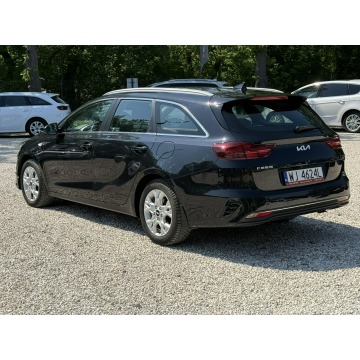 Kia Ceed  Kombi 2022,  1.0 benzyna - Na sprzedaż za 53 800 zł - Pęcice - zdjęcie 5