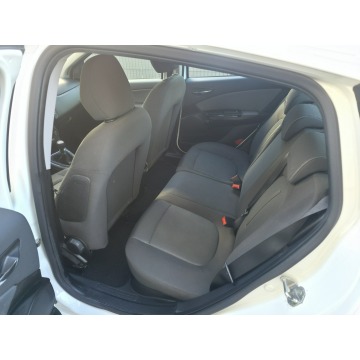 Fiat Bravo  Hatchback 2008,  1.4 benzyna - Na sprzedaż za 11 900 zł - Piekoszów - zdjęcie 7