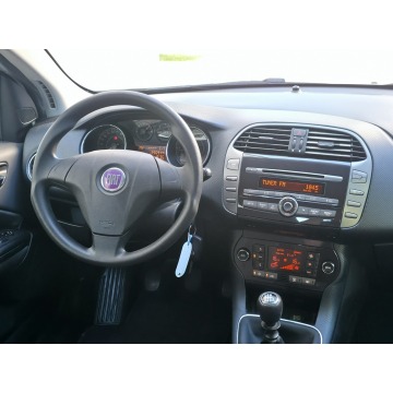Fiat Bravo  Hatchback 2008,  1.4 benzyna - Na sprzedaż za 11 900 zł - Piekoszów - zdjęcie 11