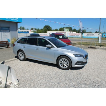 Skoda Octavia  Kombi 2023,  2.0 diesel, automat - Na sprzedaż za 75 900 zł - Warszawa - zdjęcie 5